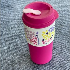 Tupperware coffee tumbler w/ lid